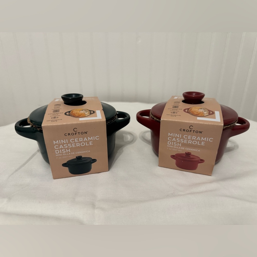 Crofton Mini Ceramic Casserole Dish w/ Lid – 7 oz – New (Red or Dark Green)